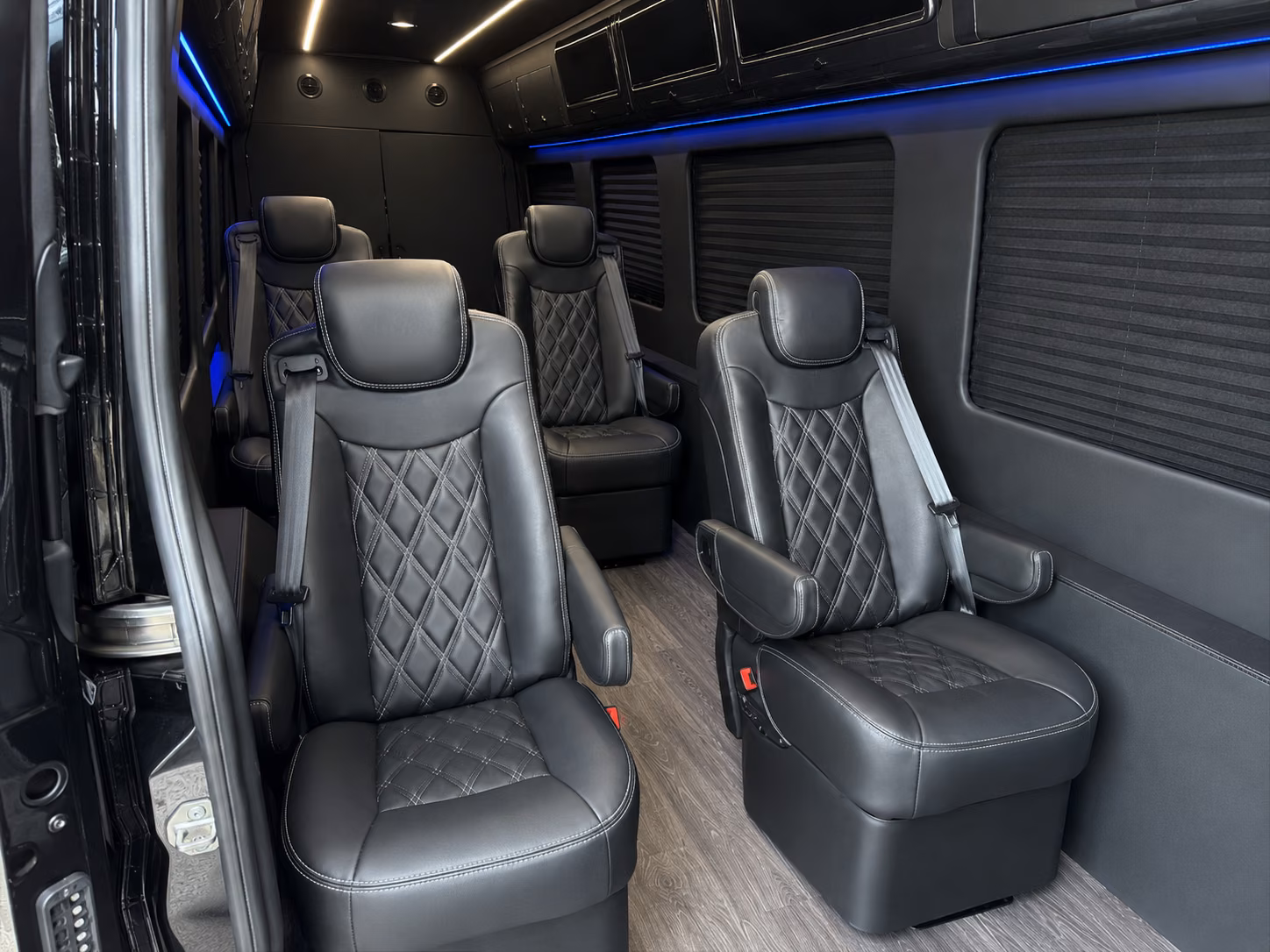 find and book transportation for your next private event 4