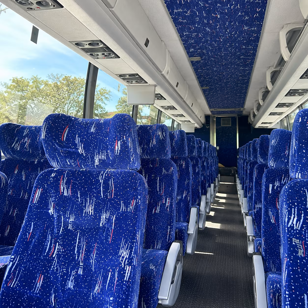 find and book transportation for your next wedding 1