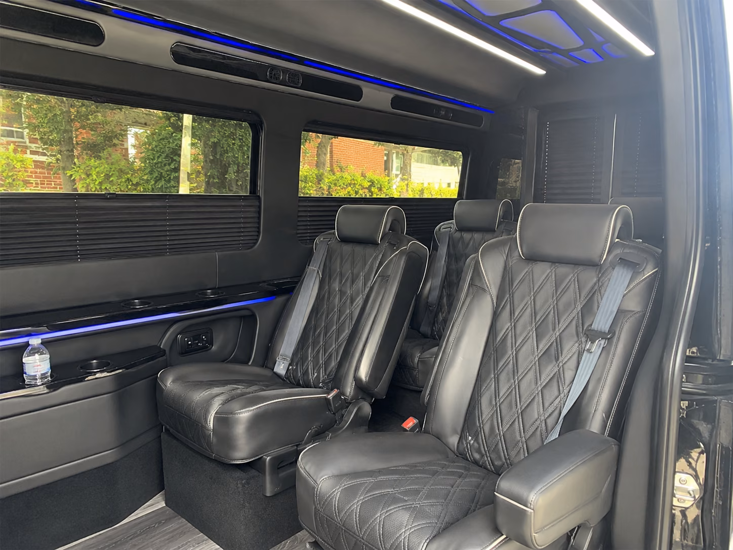 find and book transportation for your next wine tour 1